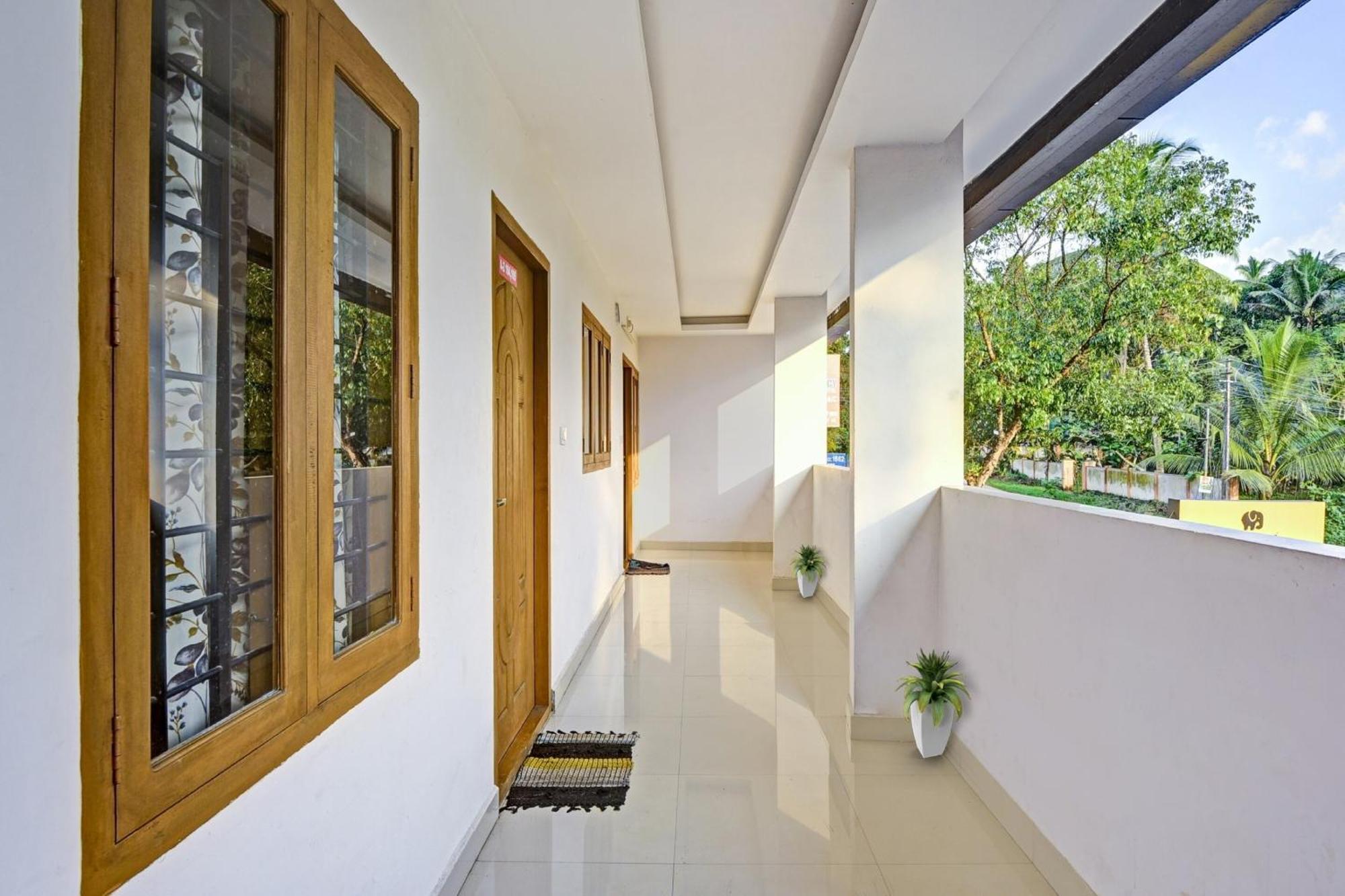 Hotel O Royal Residency Erattupetta Ngoại thất bức ảnh
